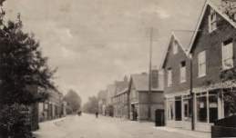 Houses and Buildings - Crossways_Road_1905